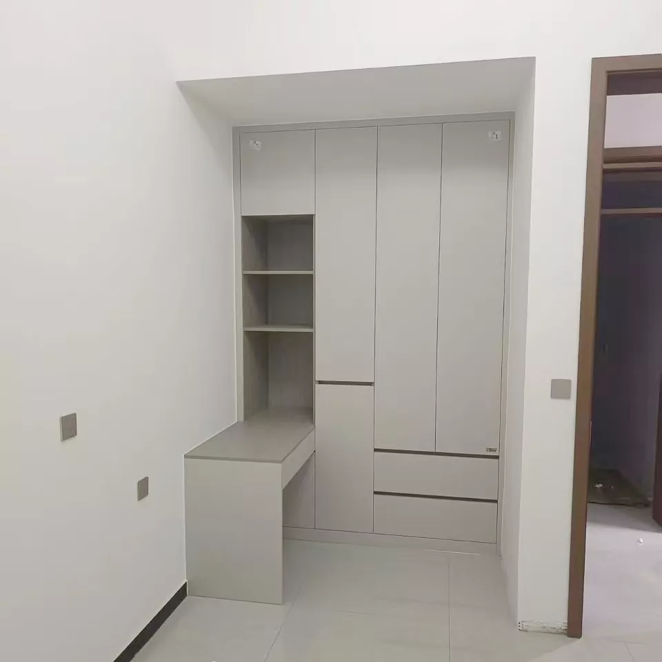 Lemari Kayu Cedar Arum